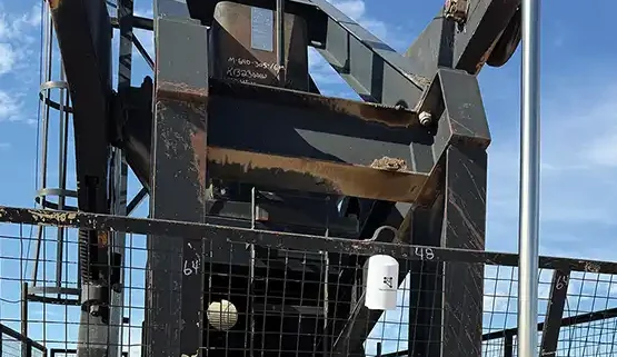 MethaneTrack™ endpoint mounted in close proximity to pump jack & well head